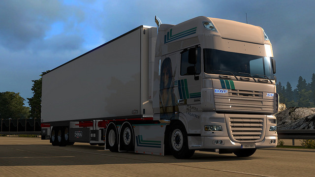 26000861588_68517617cc_z.jpg